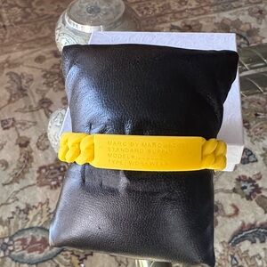 Marc by Marc Jacob Bracelet rubber yellow